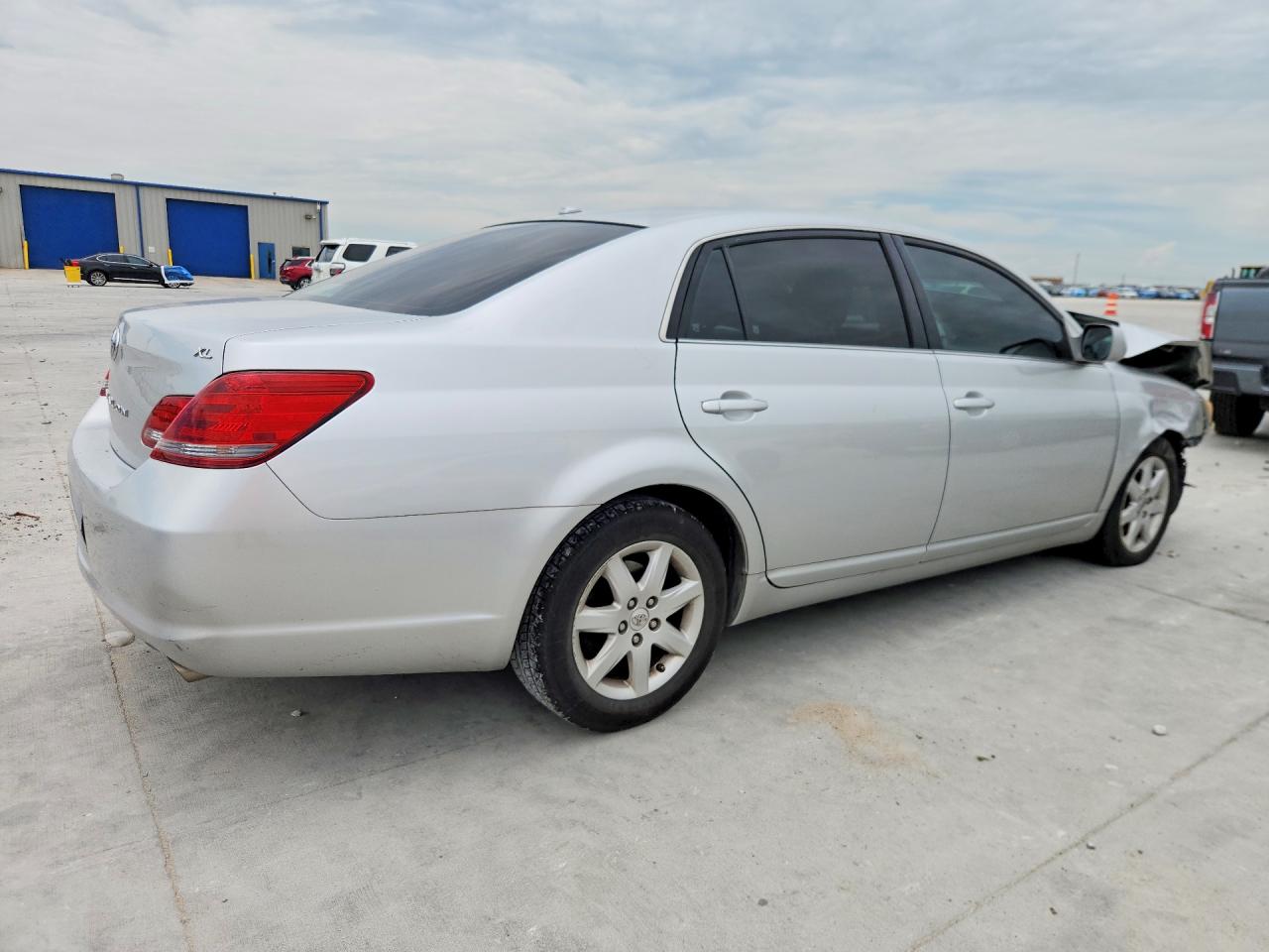 2009 Toyota Avalon Xl Silver vin: 4T1BK36BX9U342103