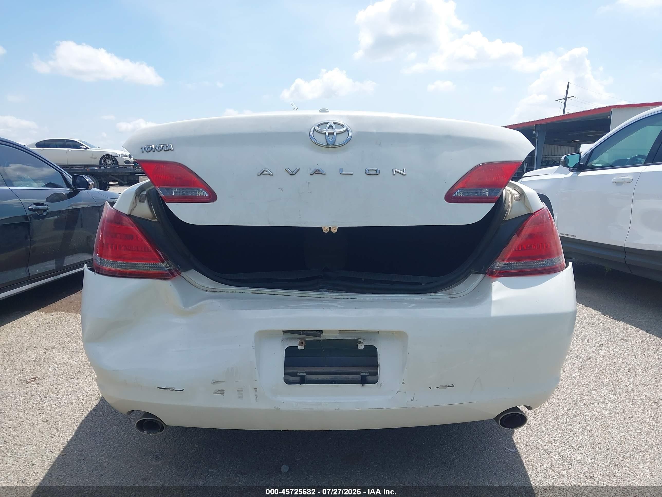 2009 Toyota Avalon Xl White vin: 4T1BK36BX9U343347