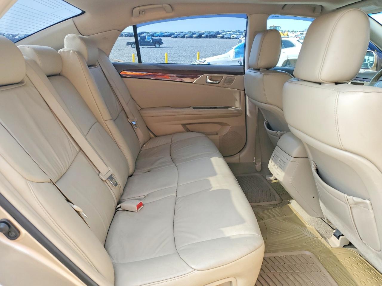2010 Toyota Avalon Xls Gold vin: 4T1BK3DB0AU353201