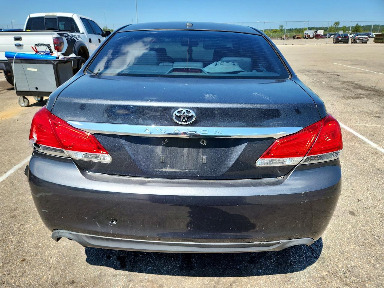 2011 Toyota Avalon Base Серый vin: 4T1BK3DB0BU413060
