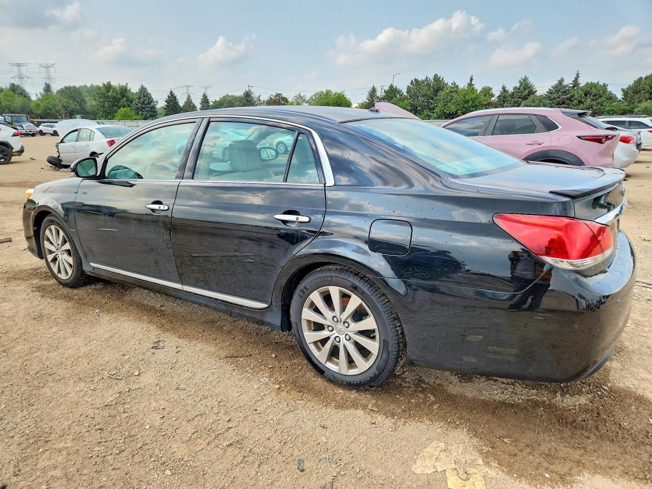 2011 Toyota Avalon Limited Black vin: 4T1BK3DB0BU424477