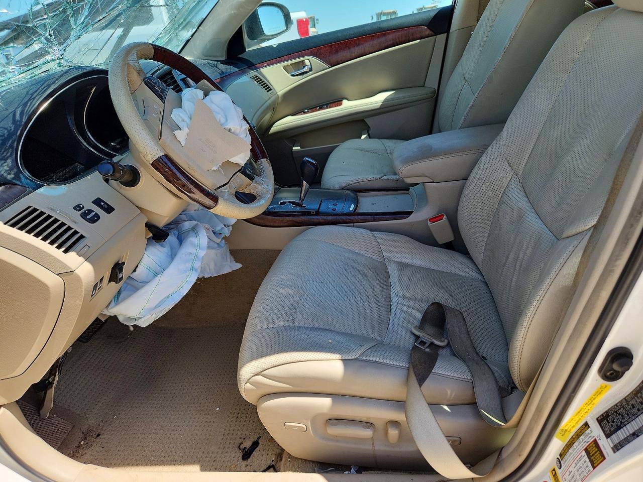 2011 Toyota Avalon Limited White vin: 4T1BK3DB0BU438850