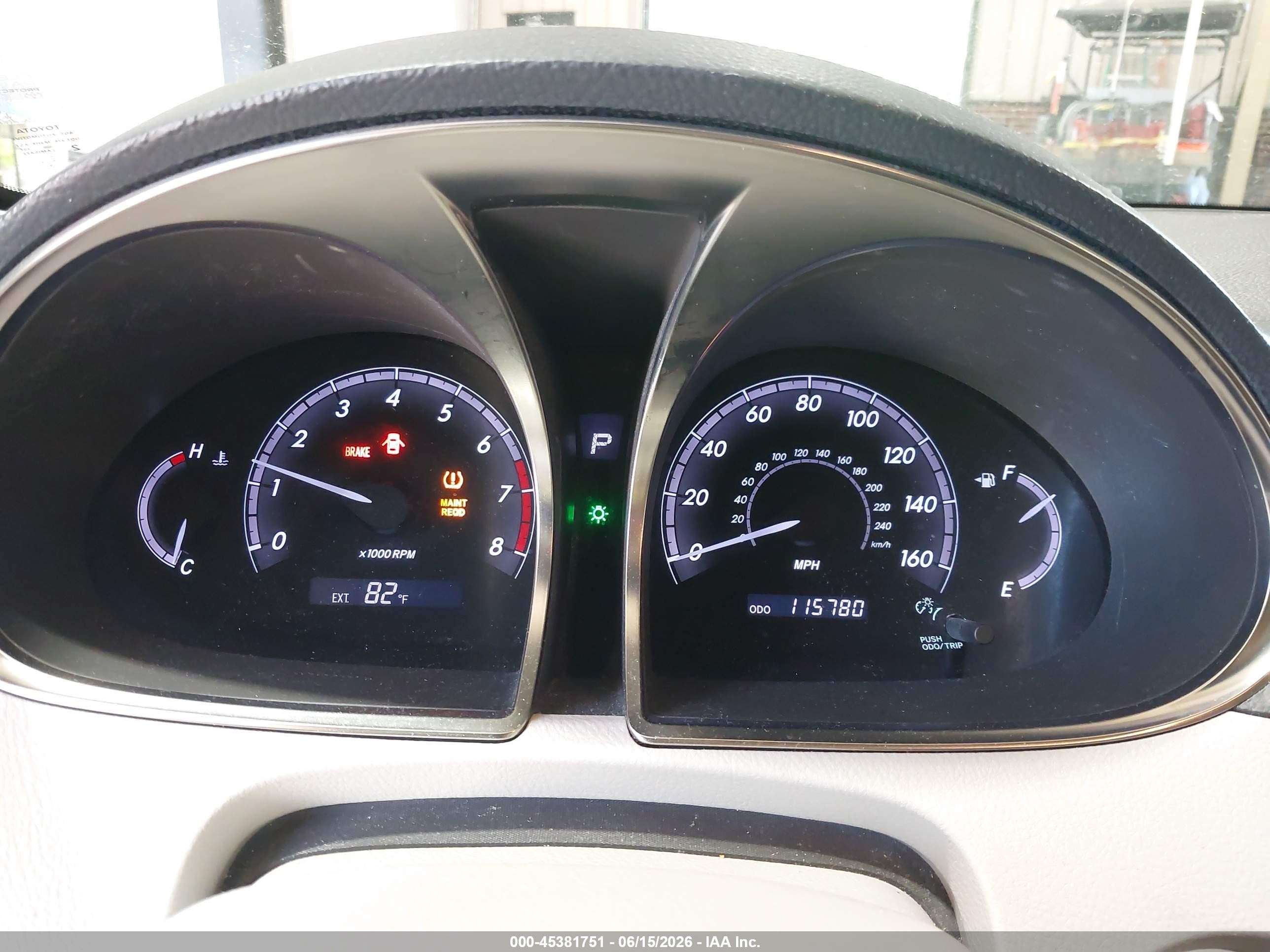 2012 Toyota Avalon   Серебряный vin: 4T1BK3DB0CU465368