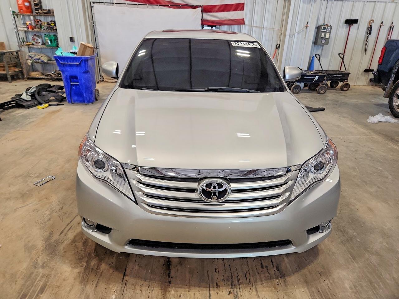 2012 Toyota Avalon Limited Silver vin: 4T1BK3DB0CU471199