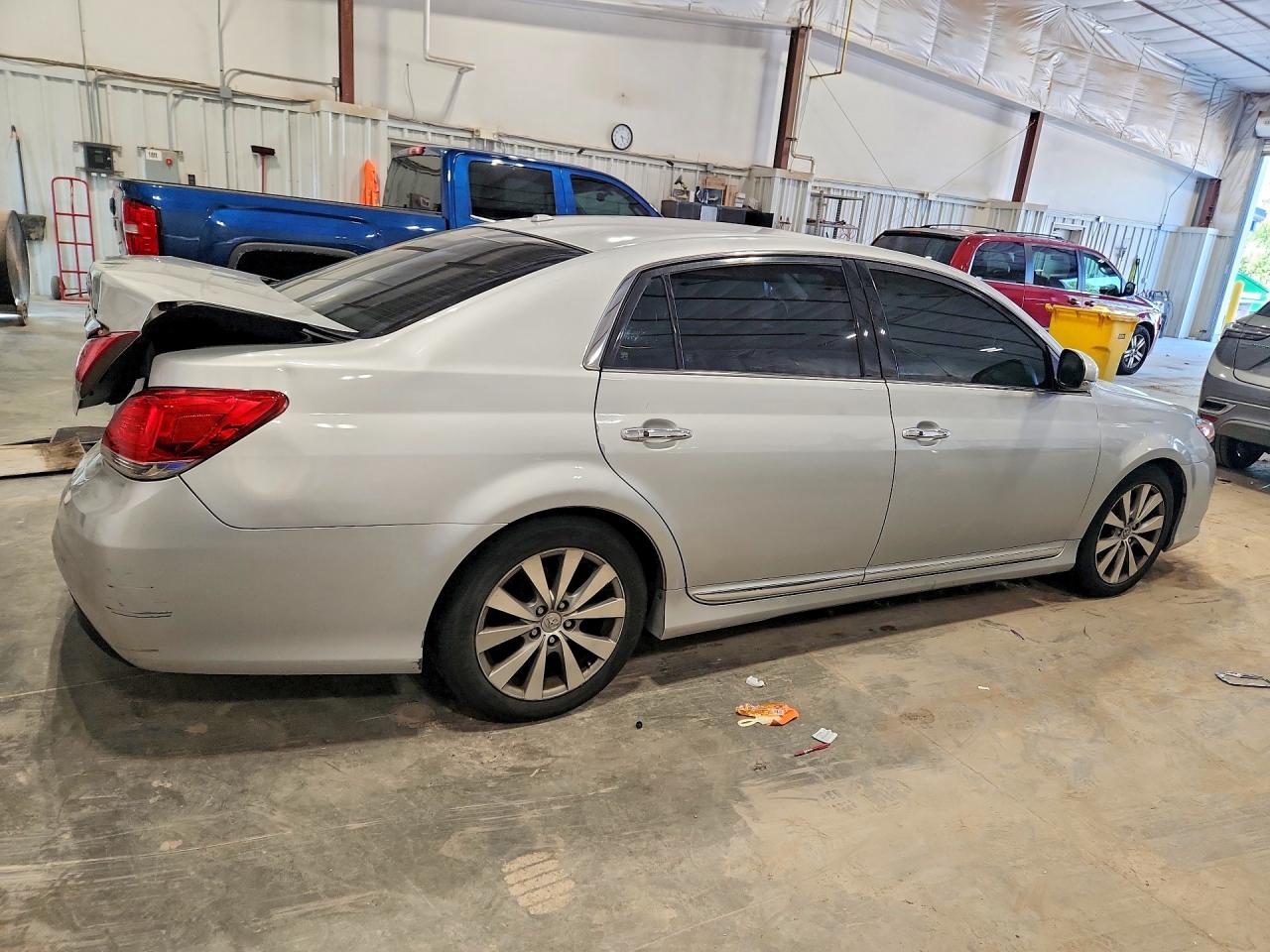2012 Toyota Avalon Limited Silver vin: 4T1BK3DB0CU471199