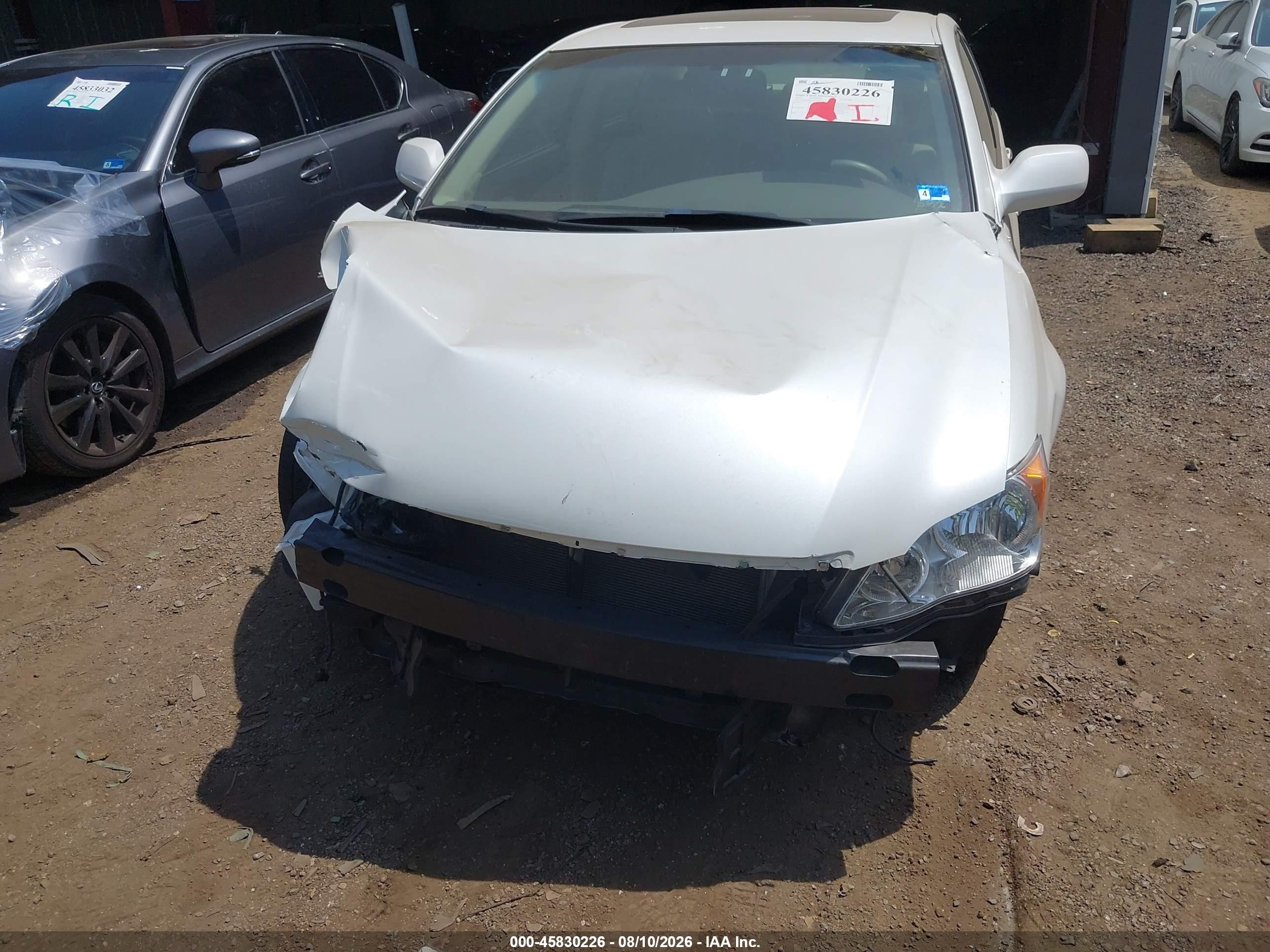 2010 Toyota Avalon Limited White vin: 4T1BK3DB1AU359010