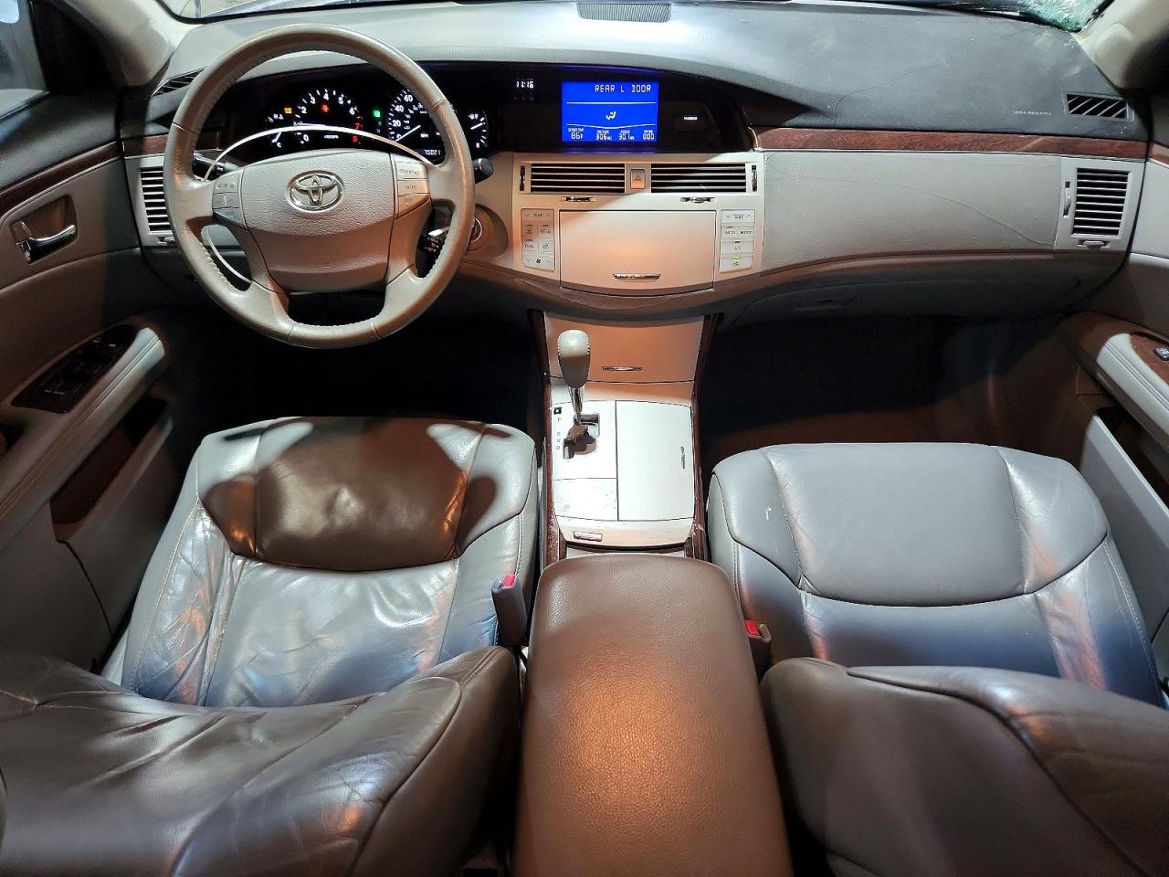 2010 Toyota Avalon Xls Серебряный vin: 4T1BK3DB1AU365986