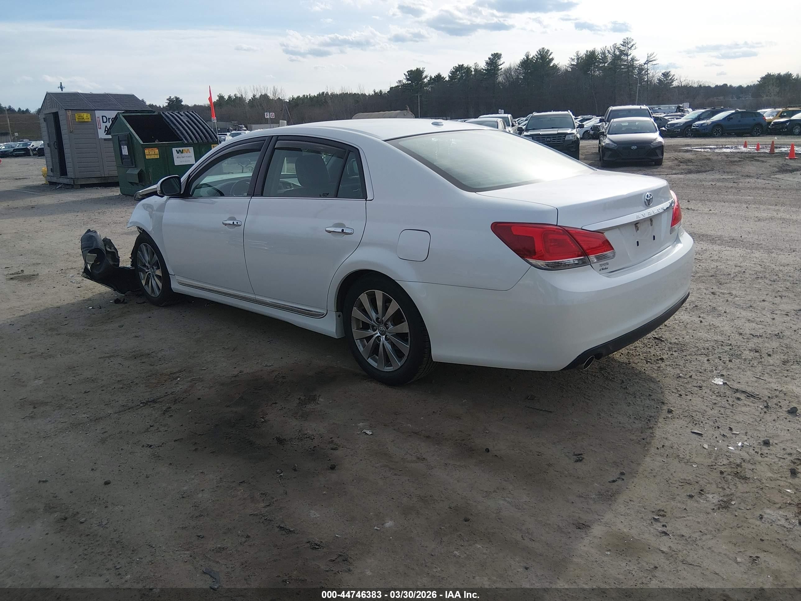 2011 Toyota Avalon Limited White vin: 4T1BK3DB1BU386354