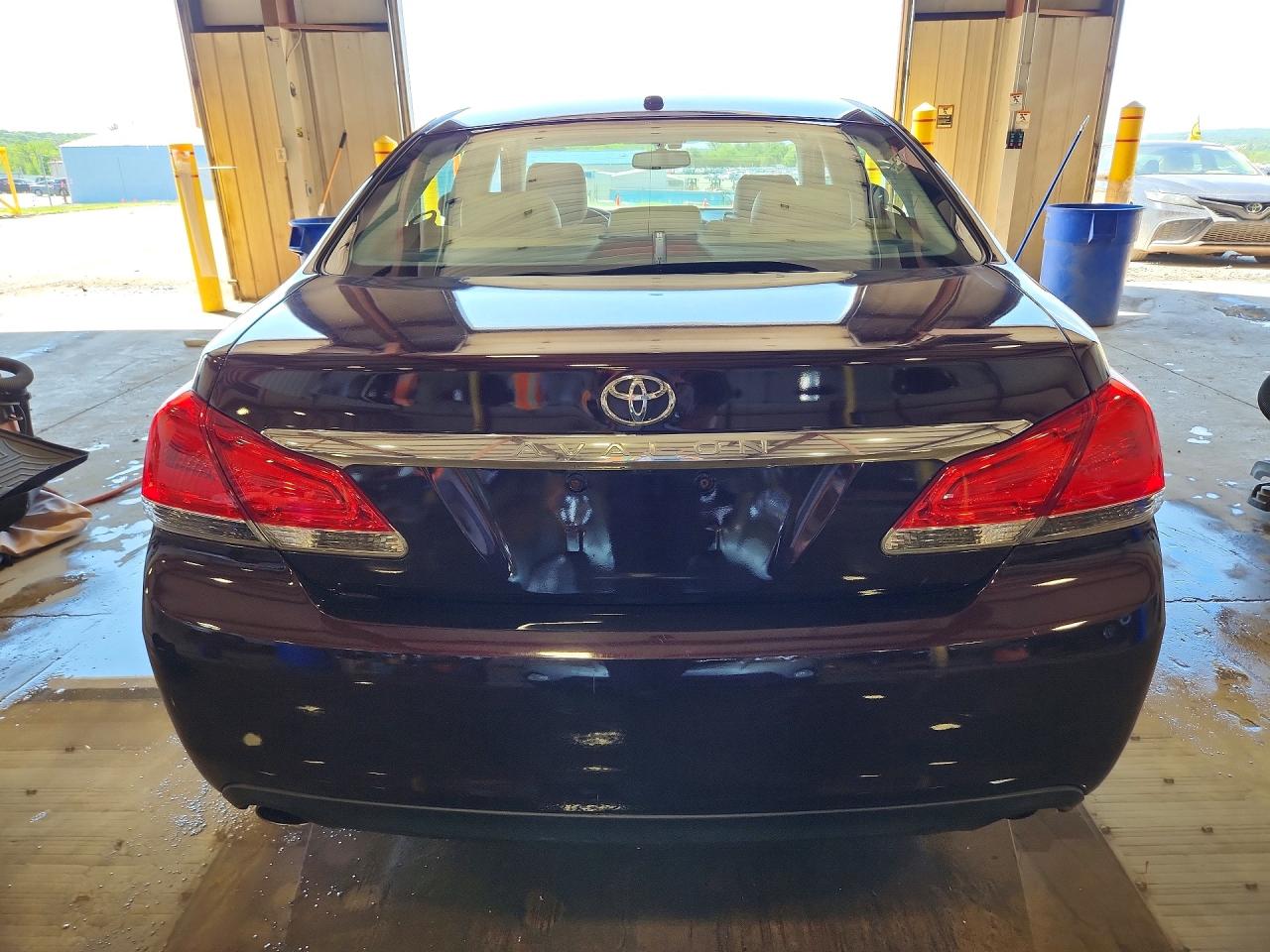 2011 Toyota Avalon Limited Brown vin: 4T1BK3DB1BU386449