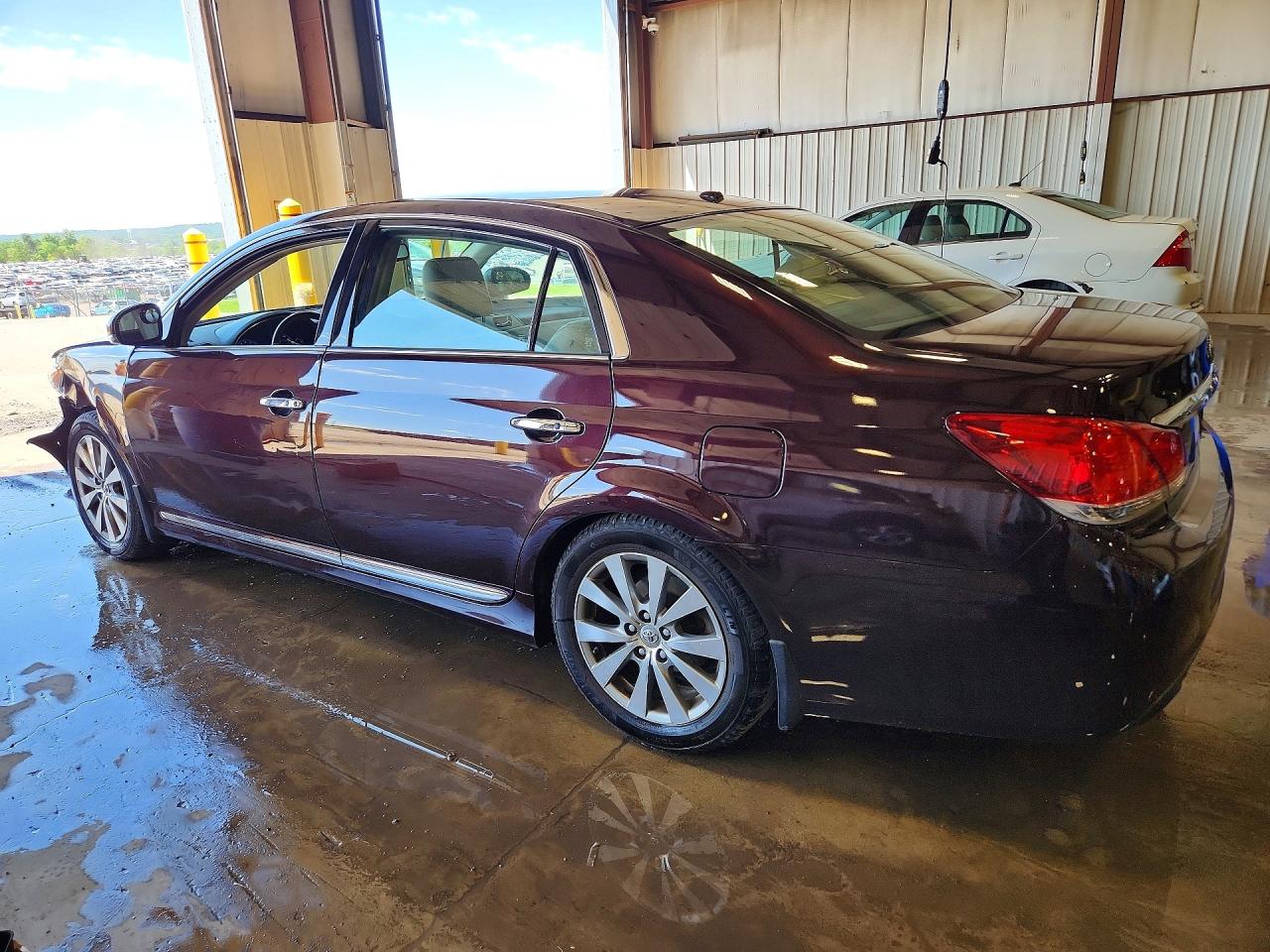 2011 Toyota Avalon Limited Brown vin: 4T1BK3DB1BU386449