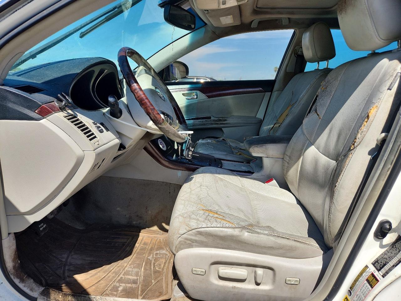 2011 Toyota Avalon White vin: 4T1BK3DB1BU389142