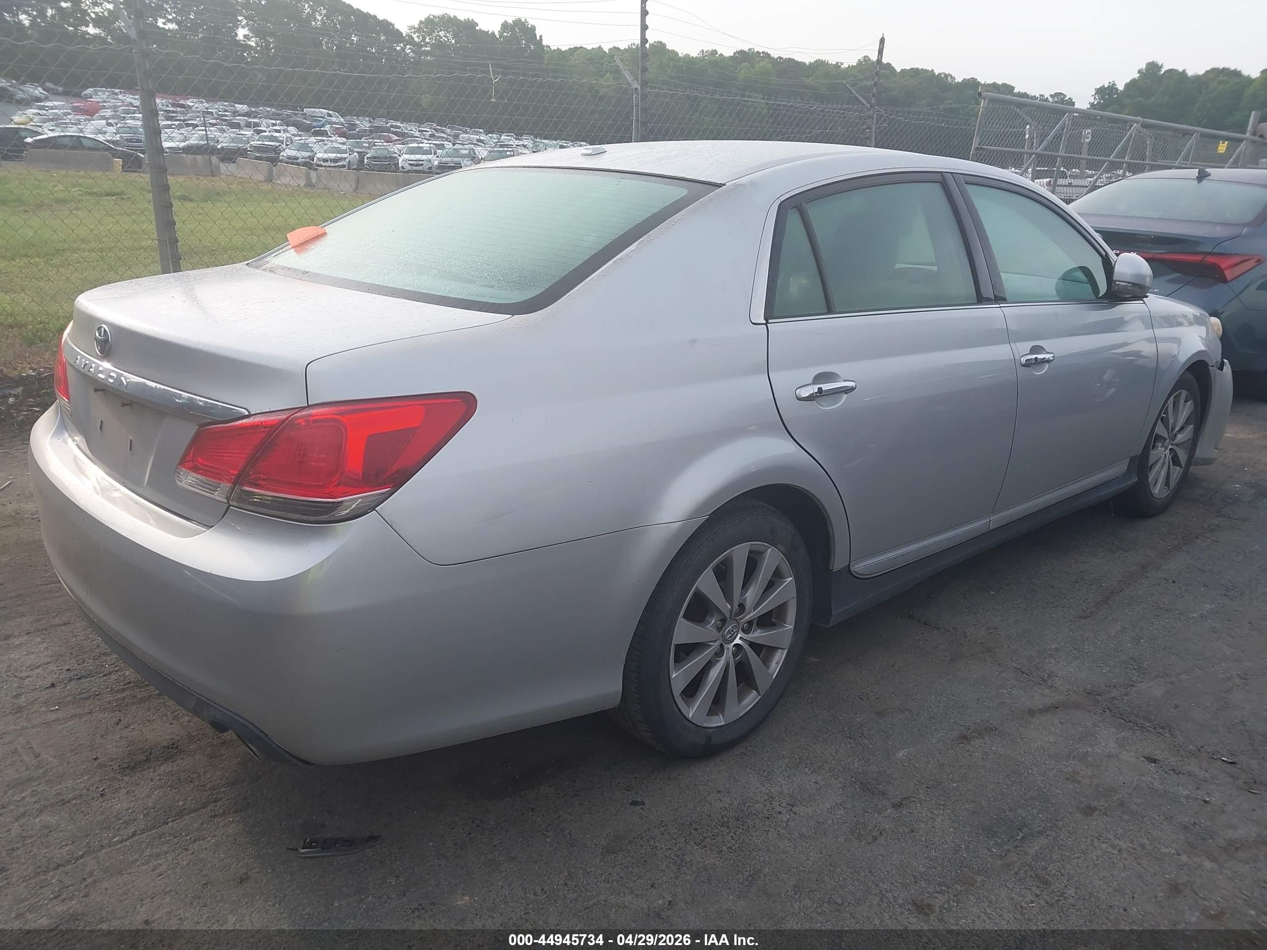 2011 Toyota Avalon Limited Silver vin: 4T1BK3DB1BU390470