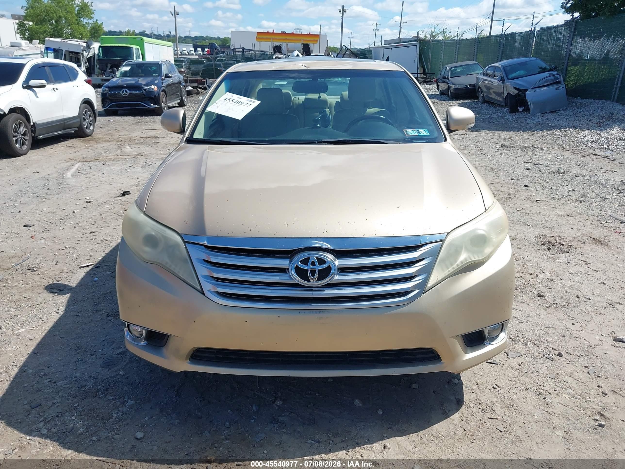 2011 Toyota Avalon Limited Gold vin: 4T1BK3DB1BU414752