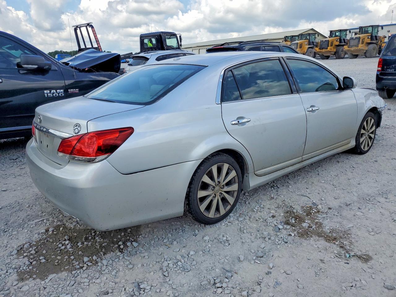 2011 Toyota Avalon Limited Silver vin: 4T1BK3DB1BU420339