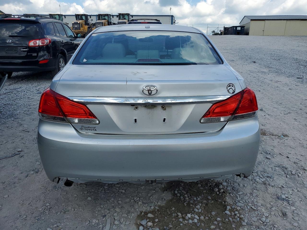 2011 Toyota Avalon Limited Silver vin: 4T1BK3DB1BU420339