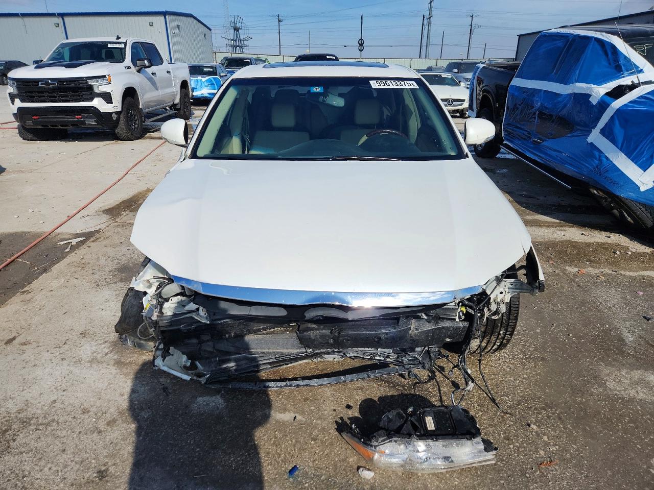 2012 Toyota Avalon Limited White vin: 4T1BK3DB1CU444075