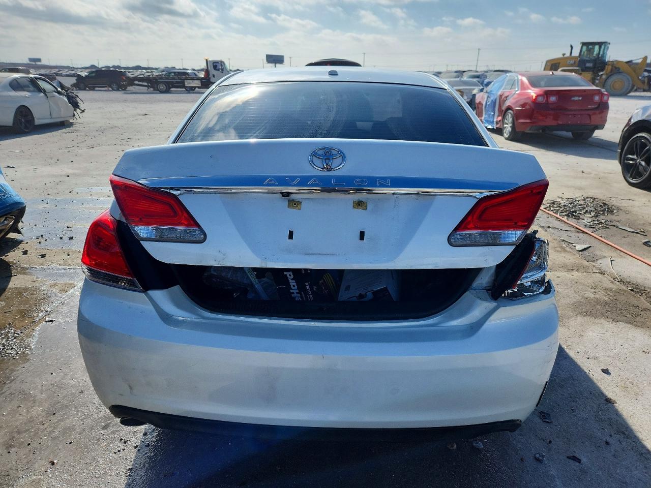 2012 Toyota Avalon Limited White vin: 4T1BK3DB1CU444075