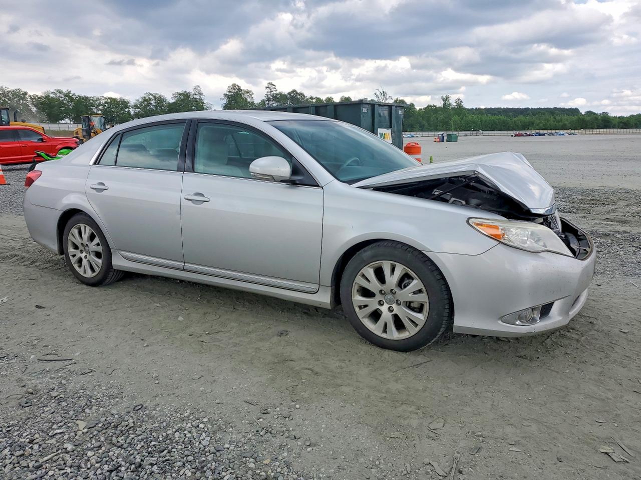 2012 Toyota Avalon Base Silver vin: 4T1BK3DB1CU453407