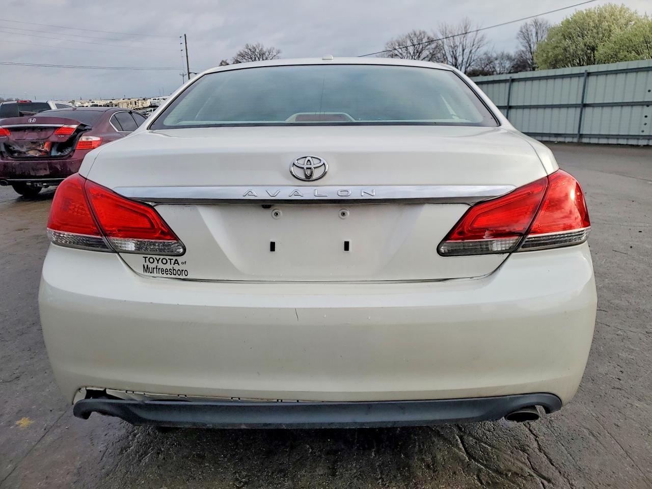 2012 Toyota Avalon Limited White vin: 4T1BK3DB1CU456372