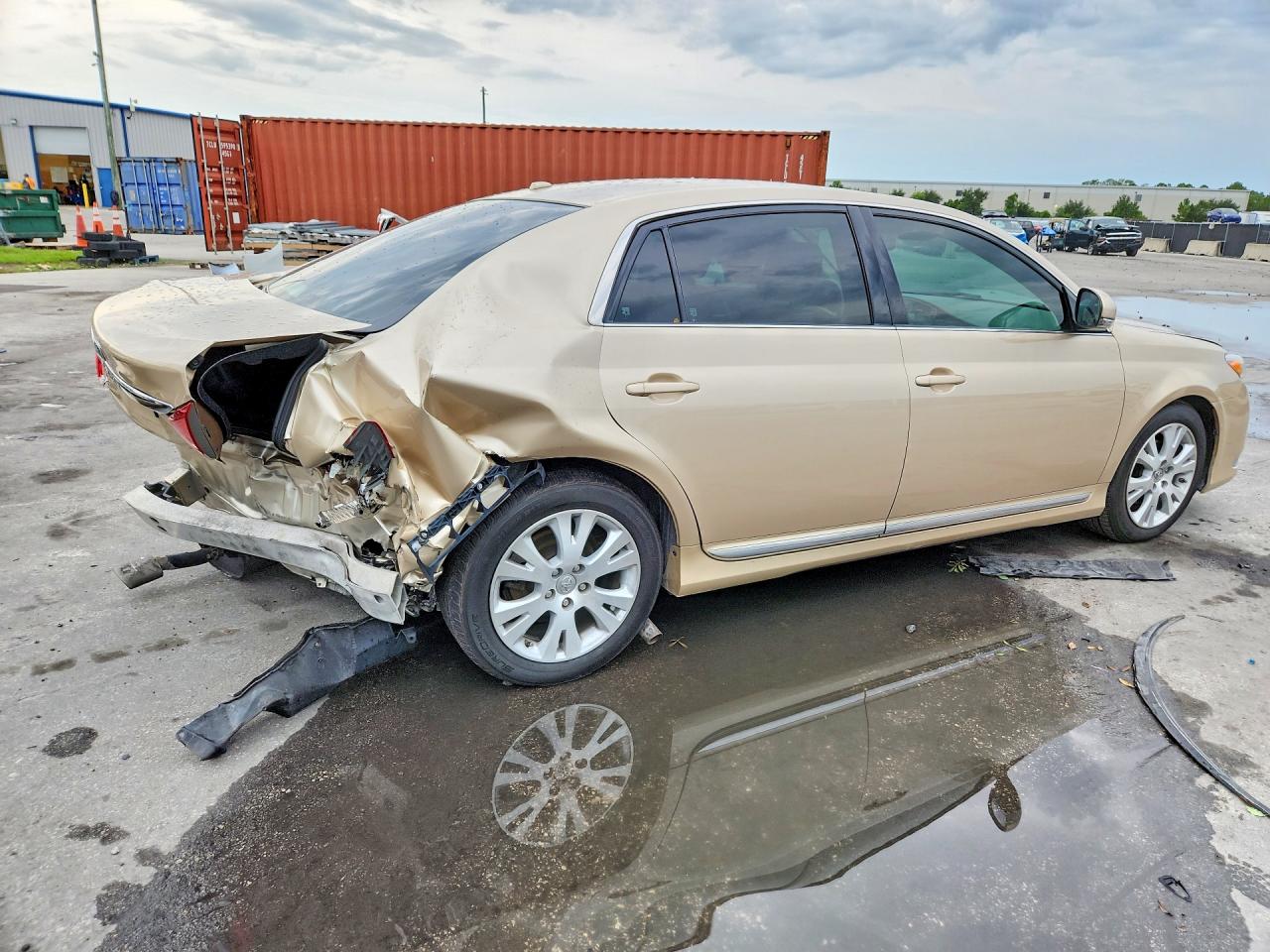 2012 Toyota Avalon Base Gold vin: 4T1BK3DB1CU466044