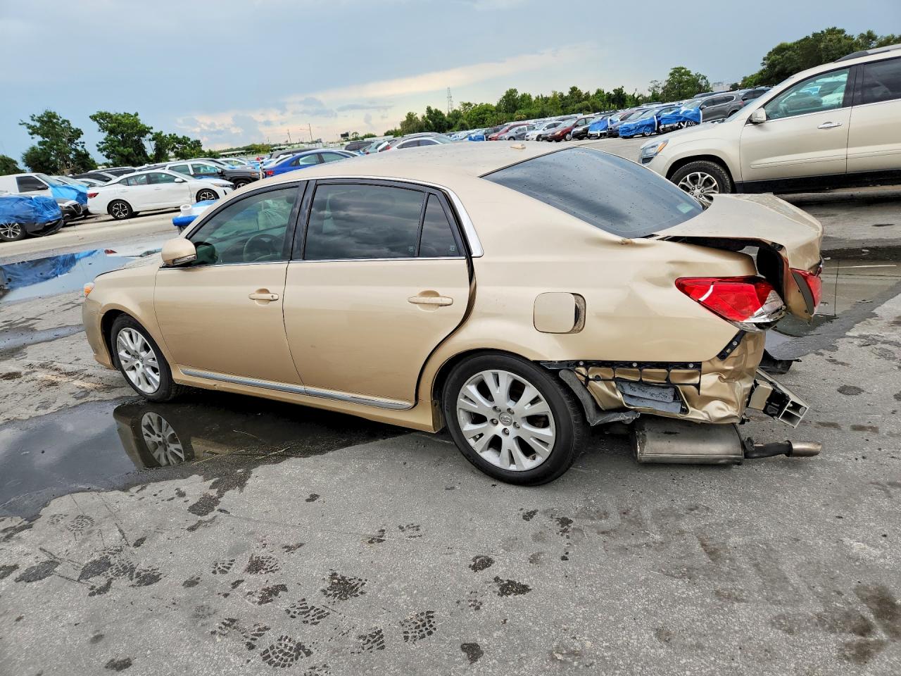 2012 Toyota Avalon Base Gold vin: 4T1BK3DB1CU466044