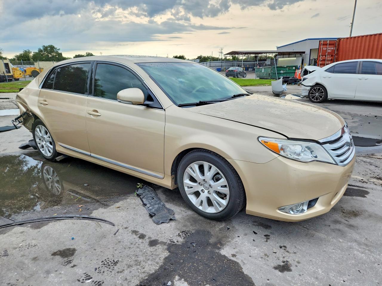 2012 Toyota Avalon Base Gold vin: 4T1BK3DB1CU466044
