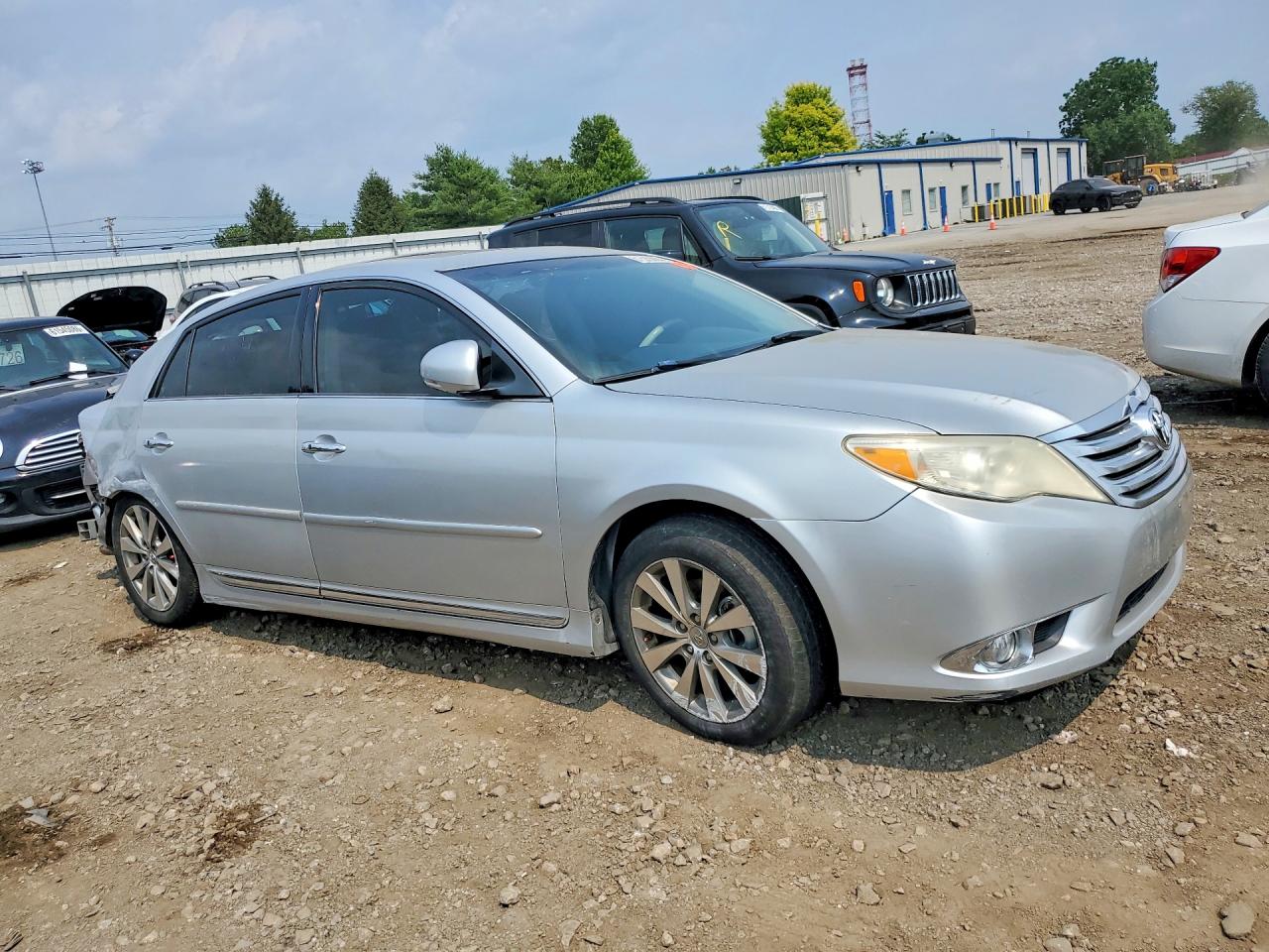 2012 Toyota Avalon Limited Silver vin: 4T1BK3DB1CU473625