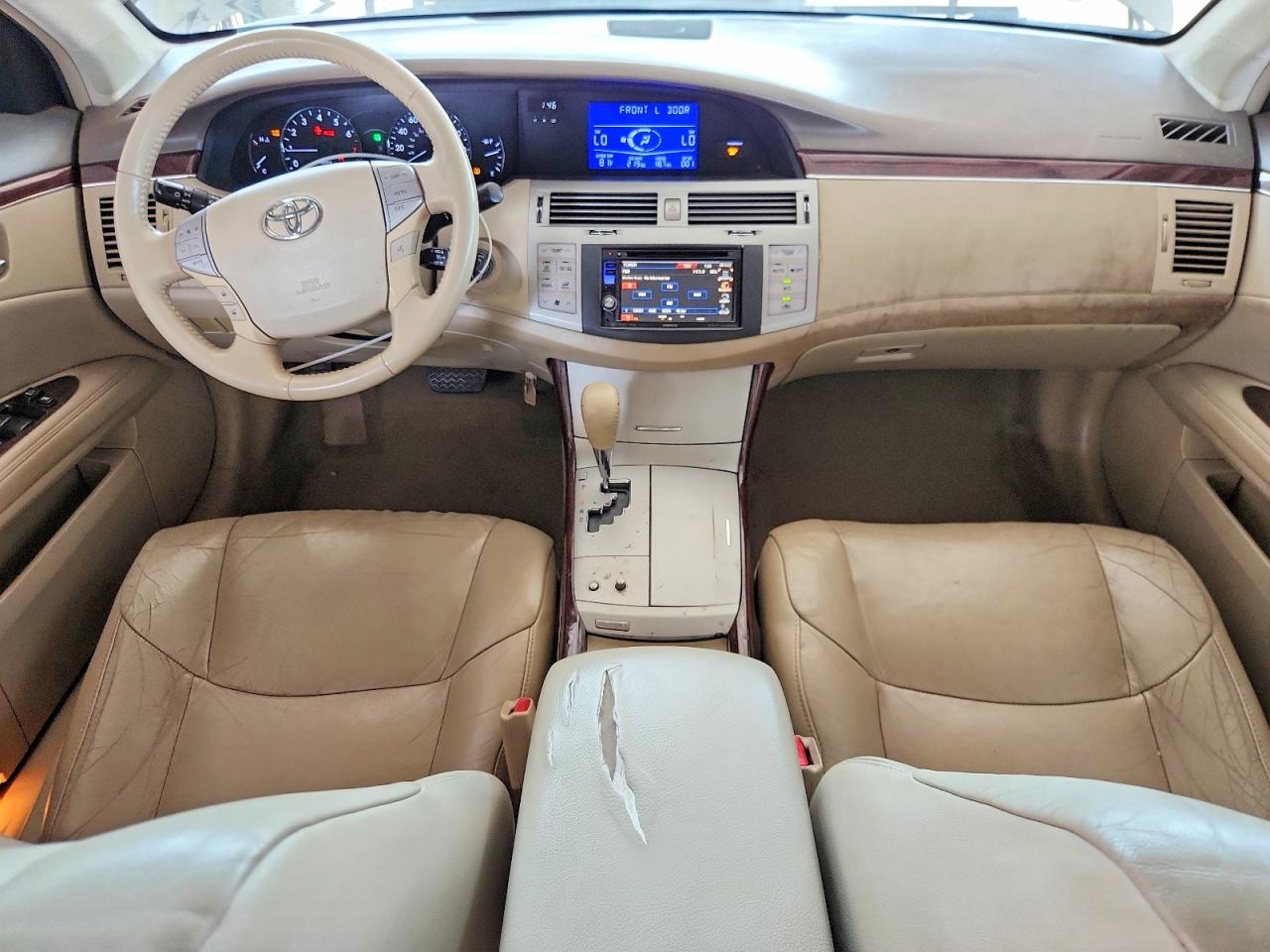 2010 Toyota Avalon Xls White vin: 4T1BK3DB2AU369044