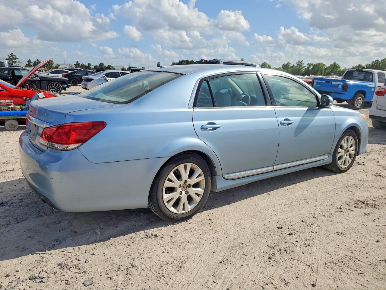 2011 Toyota Avalon Base Blue vin: 4T1BK3DB2BU385326
