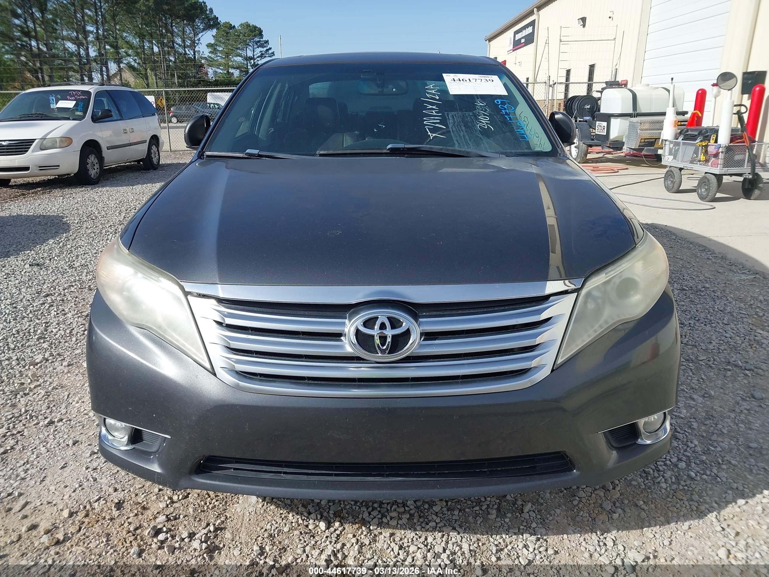 2011 Toyota Avalon Limited Gray vin: 4T1BK3DB2BU390736