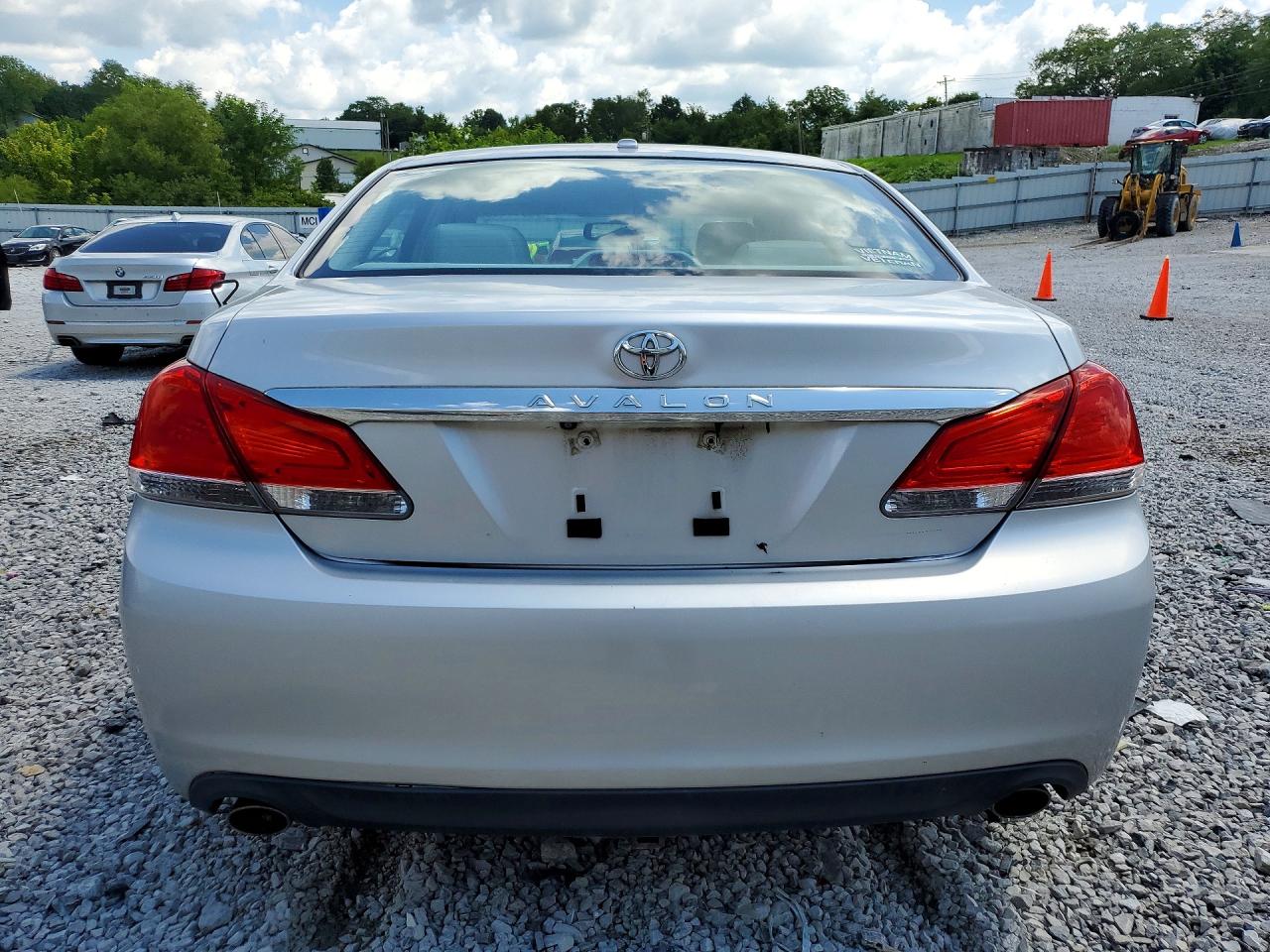 2011 Toyota Avalon Limited Silver vin: 4T1BK3DB2BU399114