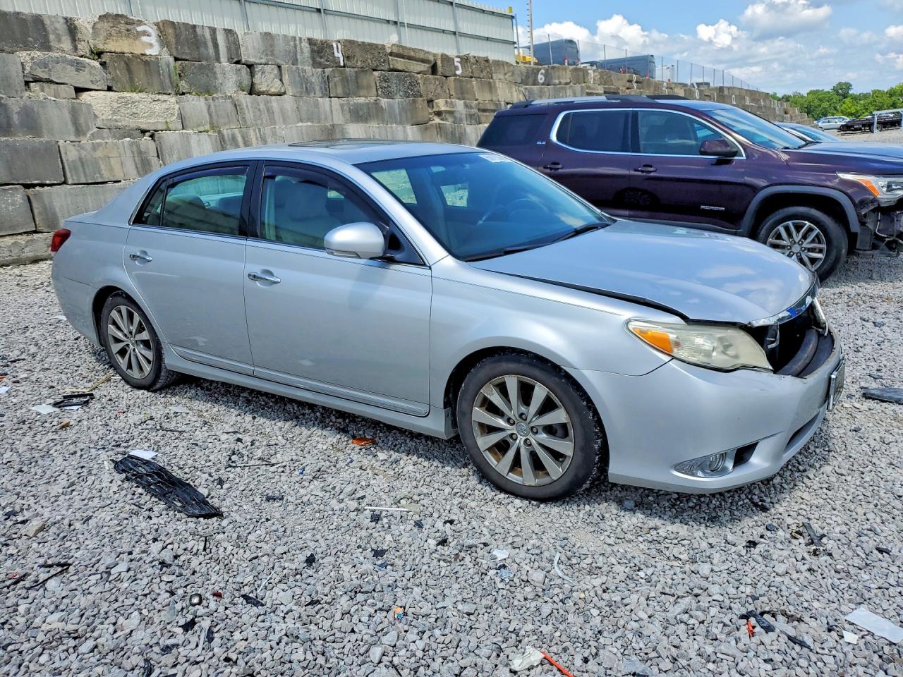 2011 Toyota Avalon Limited Silver vin: 4T1BK3DB2BU399114