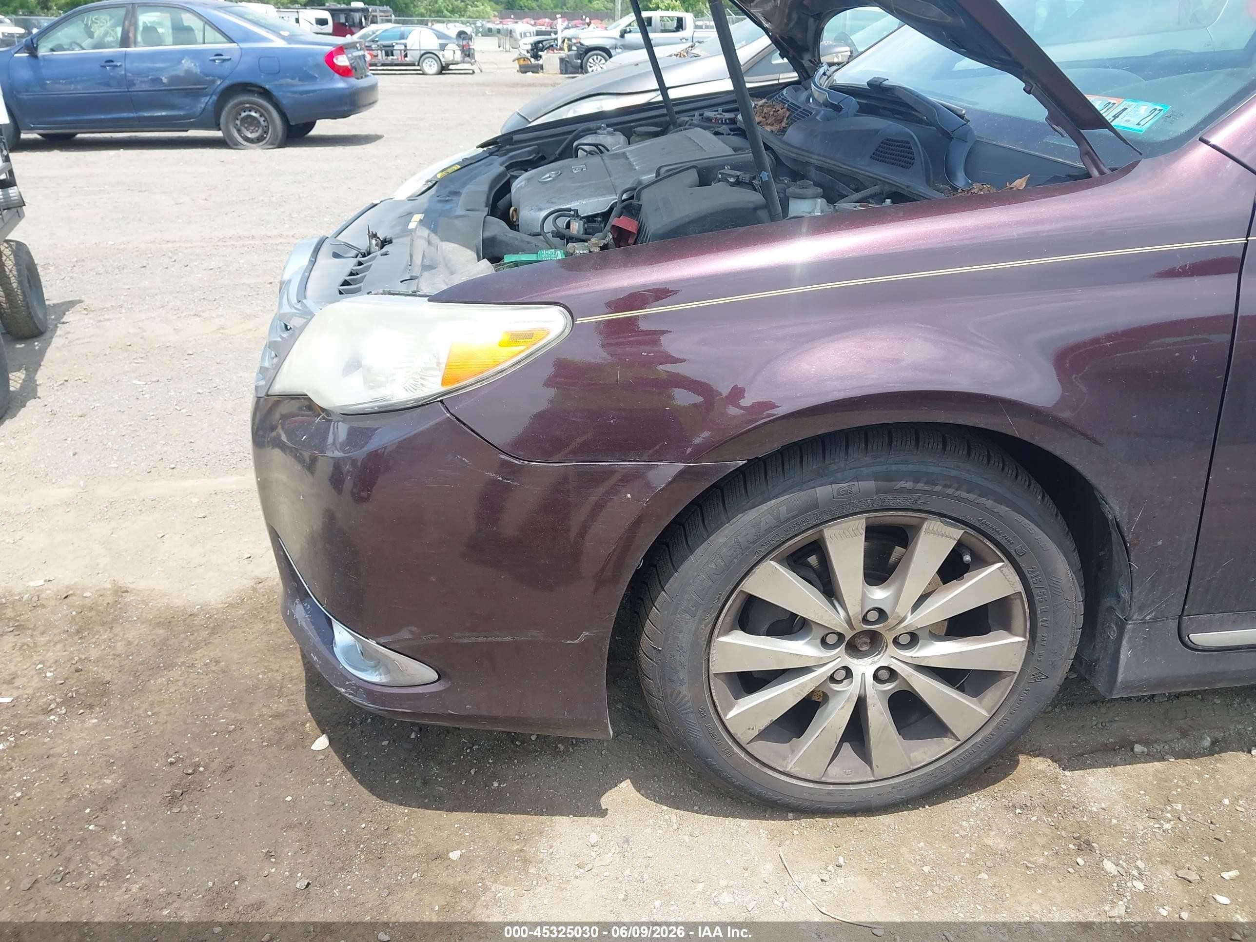 2011 Toyota Avalon Limited Burgundy vin: 4T1BK3DB2BU405364