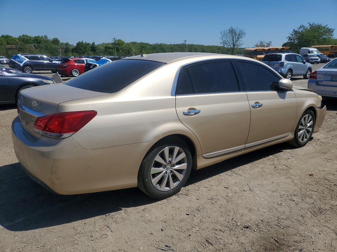 2011 Toyota Avalon Limited Gold vin: 4T1BK3DB2BU413464
