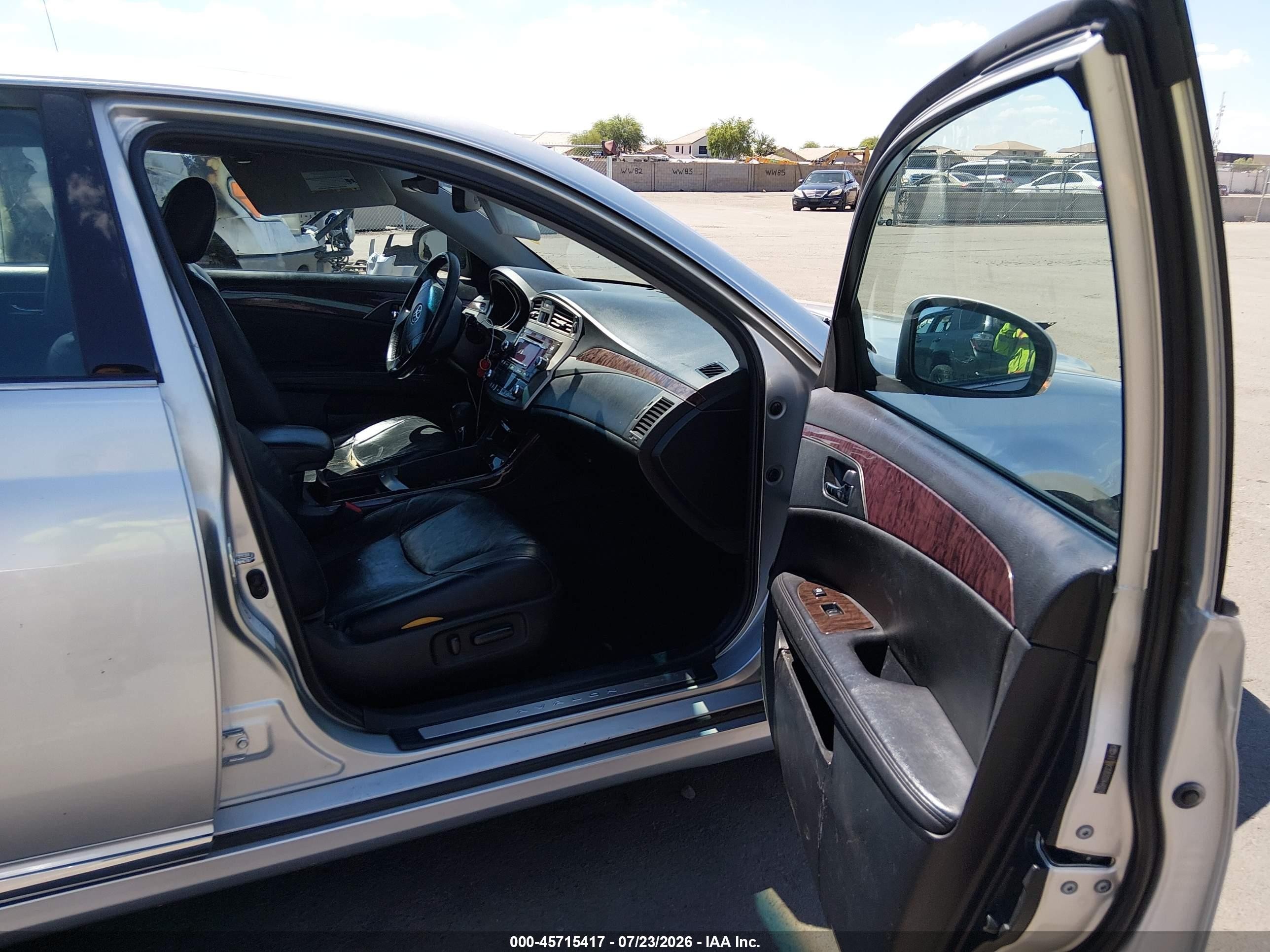 2012 Toyota Avalon Серебряный vin: 4T1BK3DB2CU446076
