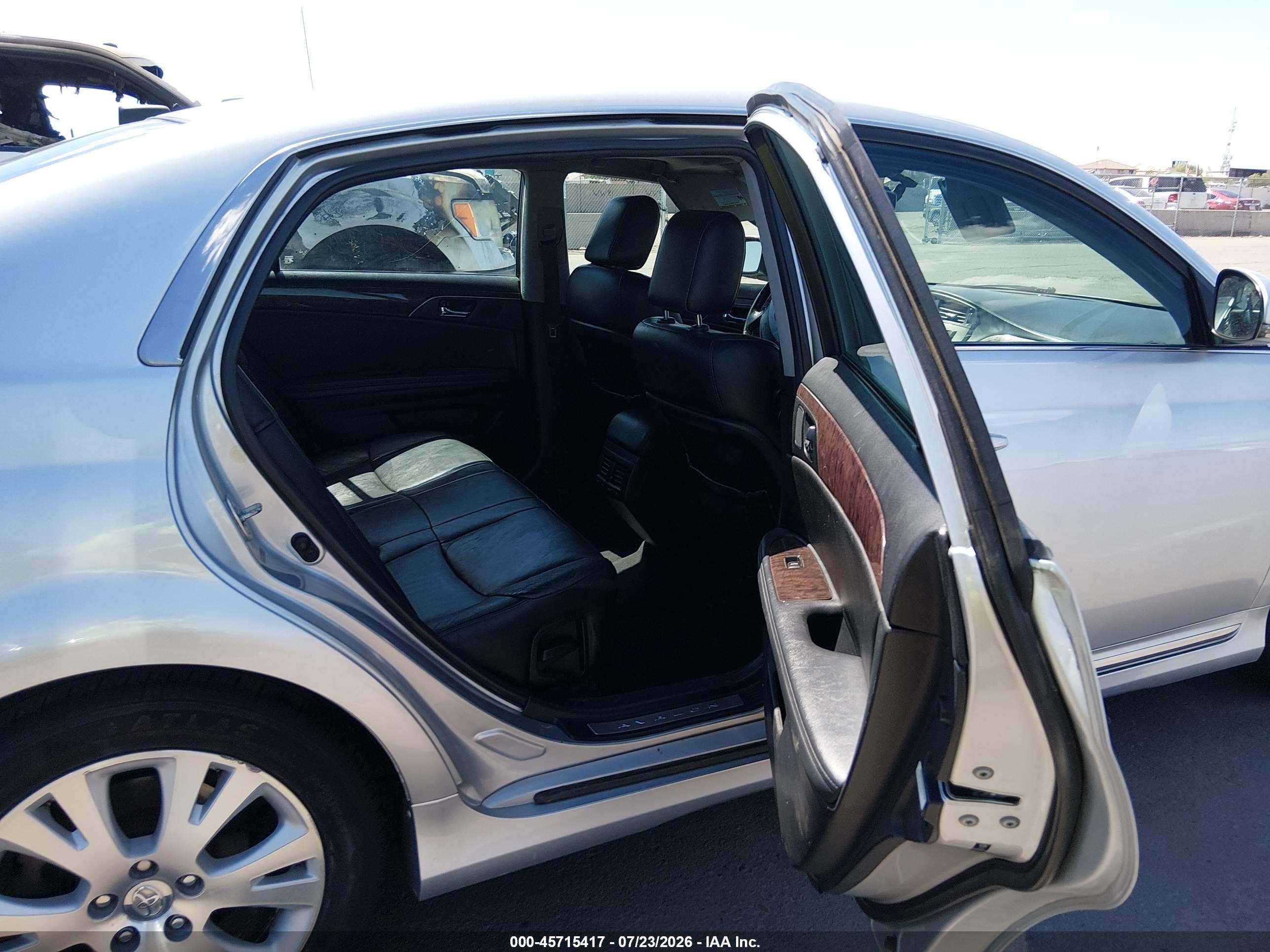 2012 Toyota Avalon Серебряный vin: 4T1BK3DB2CU446076