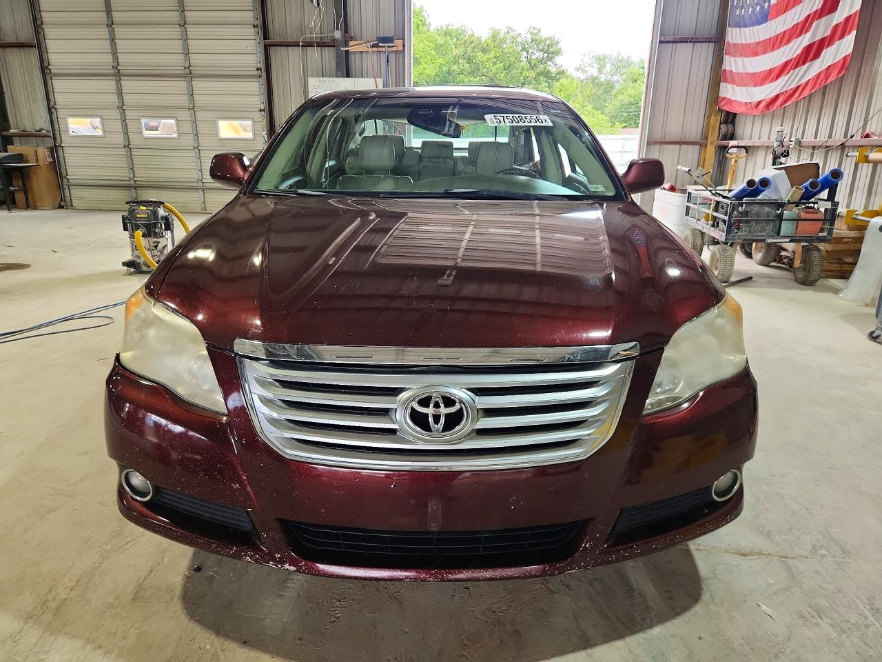 2010 Toyota Avalon Limited Burgundy vin: 4T1BK3DB3AU354598