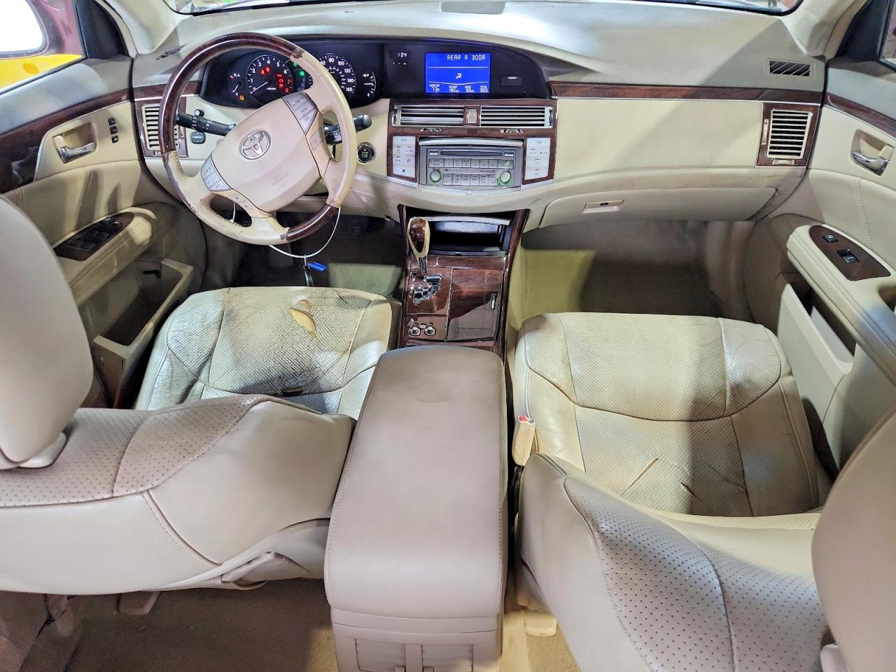 2010 Toyota Avalon Limited Burgundy vin: 4T1BK3DB3AU354598