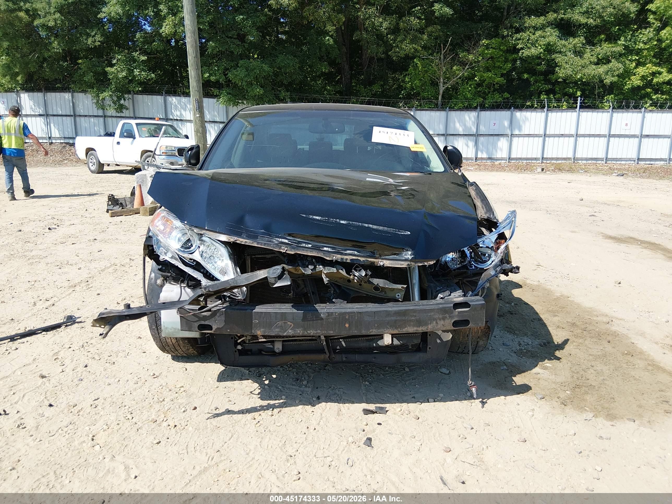 2011 Toyota Avalon   Black vin: 4T1BK3DB3BU371421