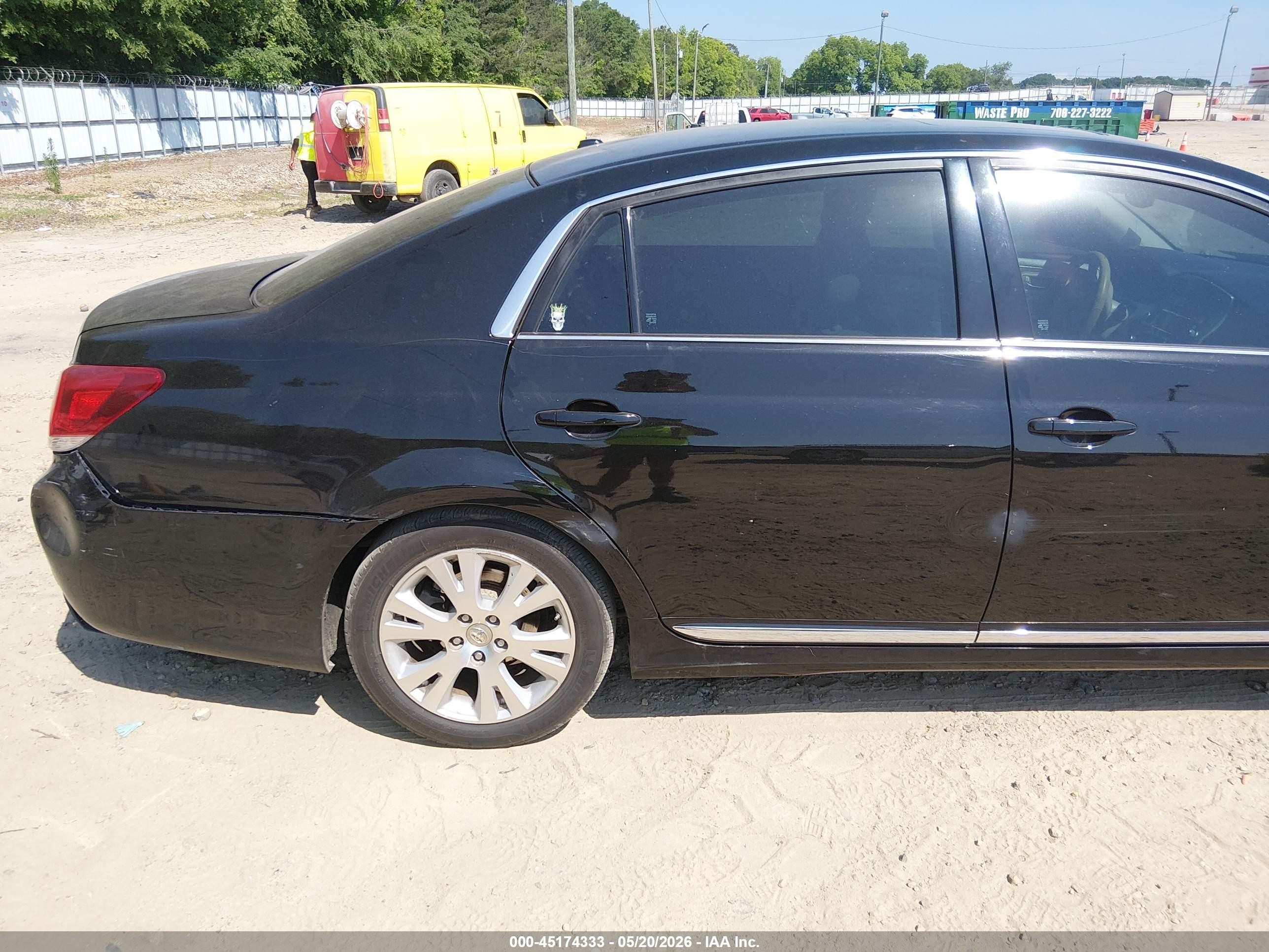 2011 Toyota Avalon   Black vin: 4T1BK3DB3BU371421