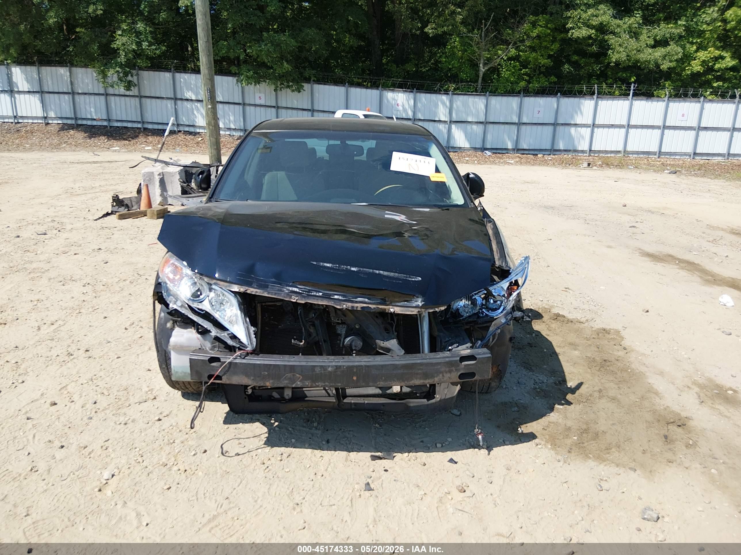 2011 Toyota Avalon   Black vin: 4T1BK3DB3BU371421