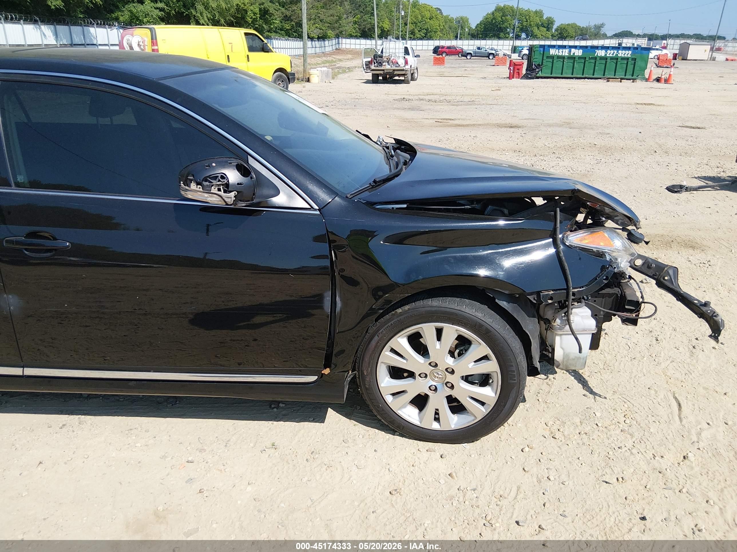 2011 Toyota Avalon   Black vin: 4T1BK3DB3BU371421