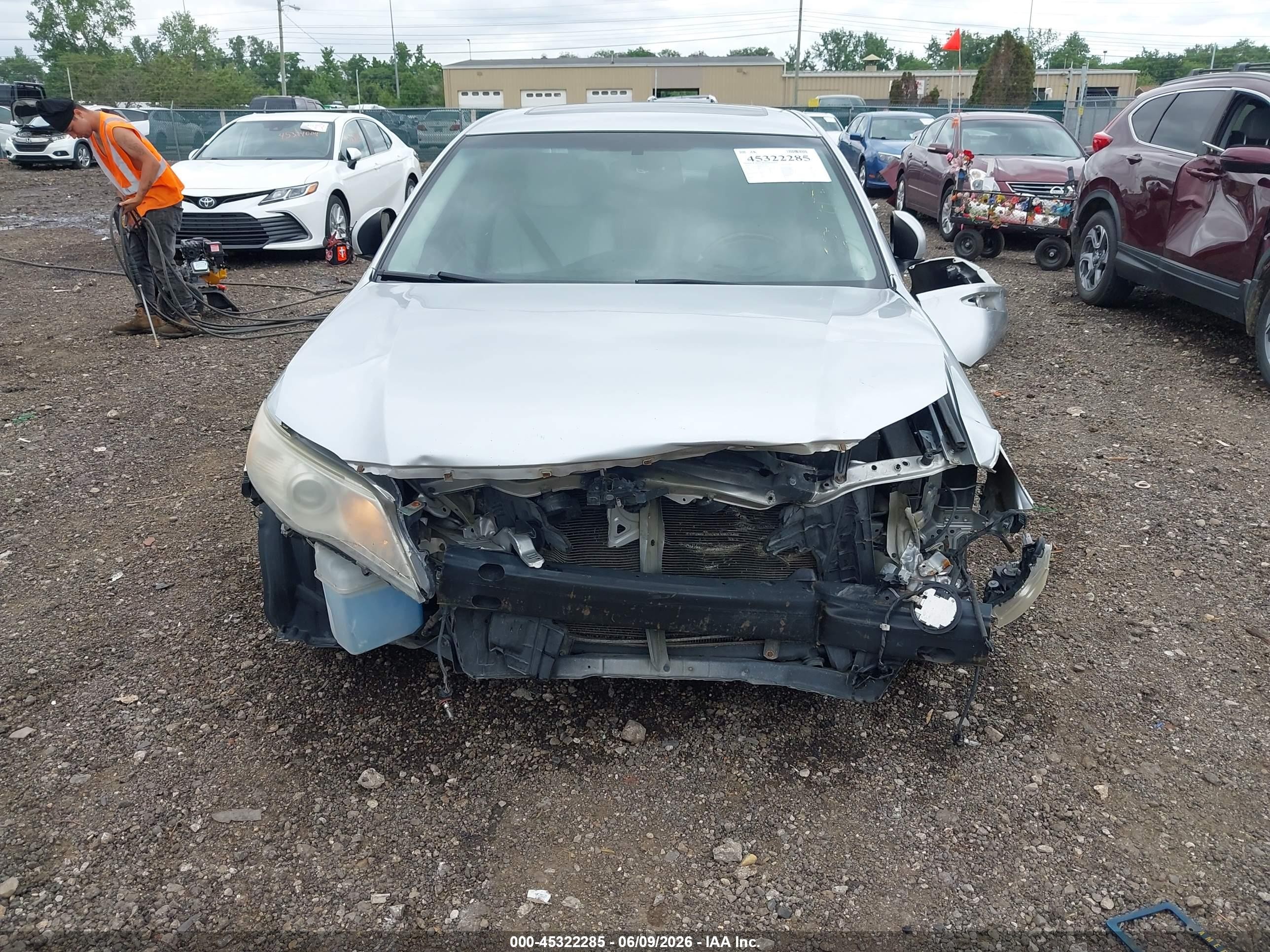 2011 Toyota Avalon Limited Silver vin: 4T1BK3DB3BU371452