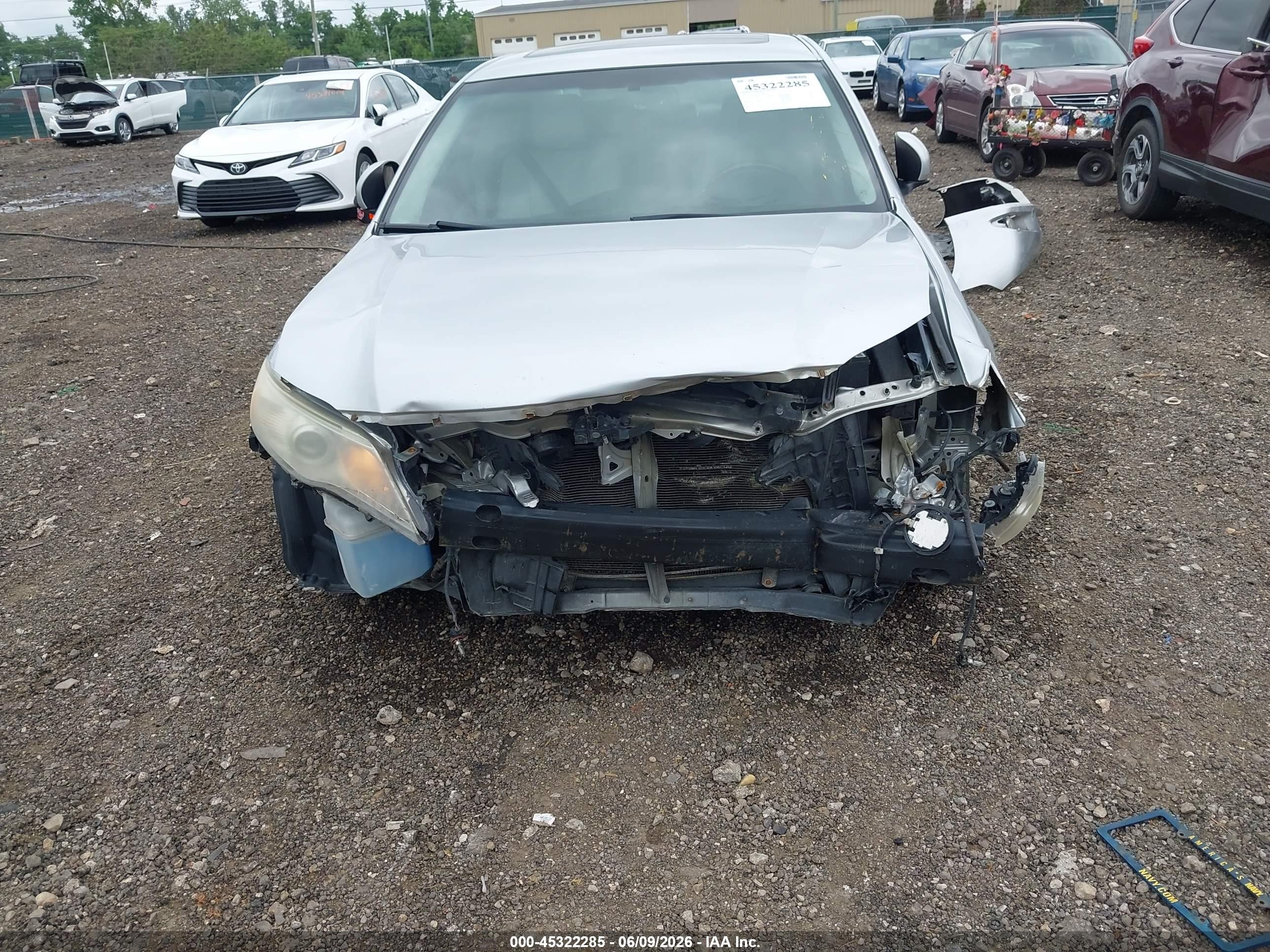 2011 Toyota Avalon Limited Silver vin: 4T1BK3DB3BU371452