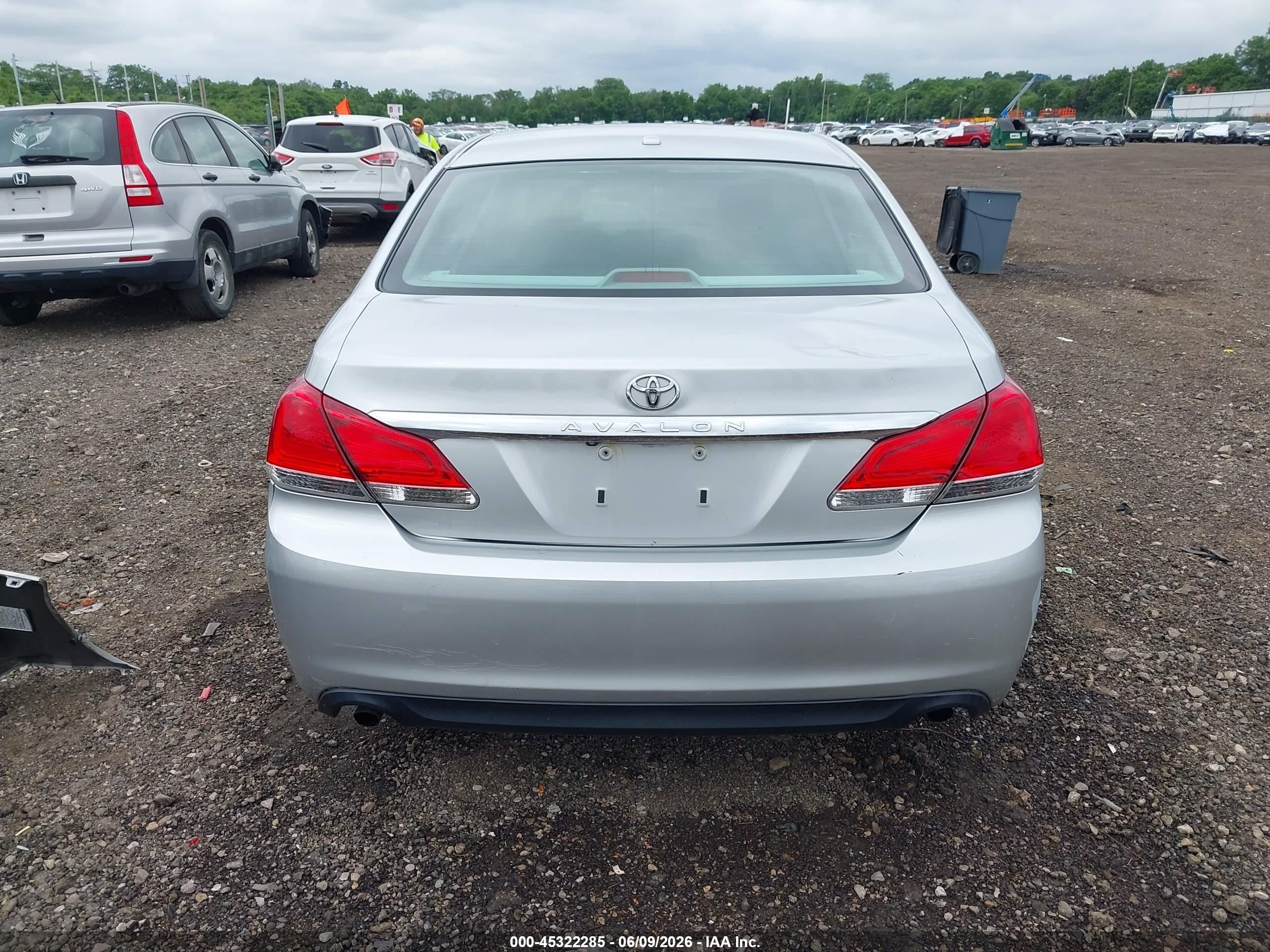 2011 Toyota Avalon Limited Silver vin: 4T1BK3DB3BU371452