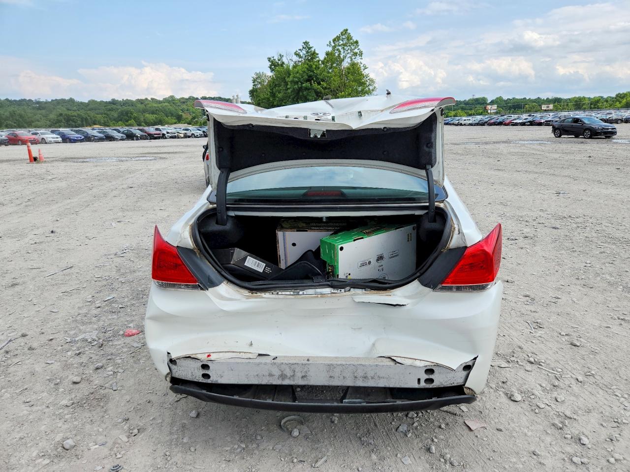 2011 Toyota Avalon Base Белый vin: 4T1BK3DB3BU377218