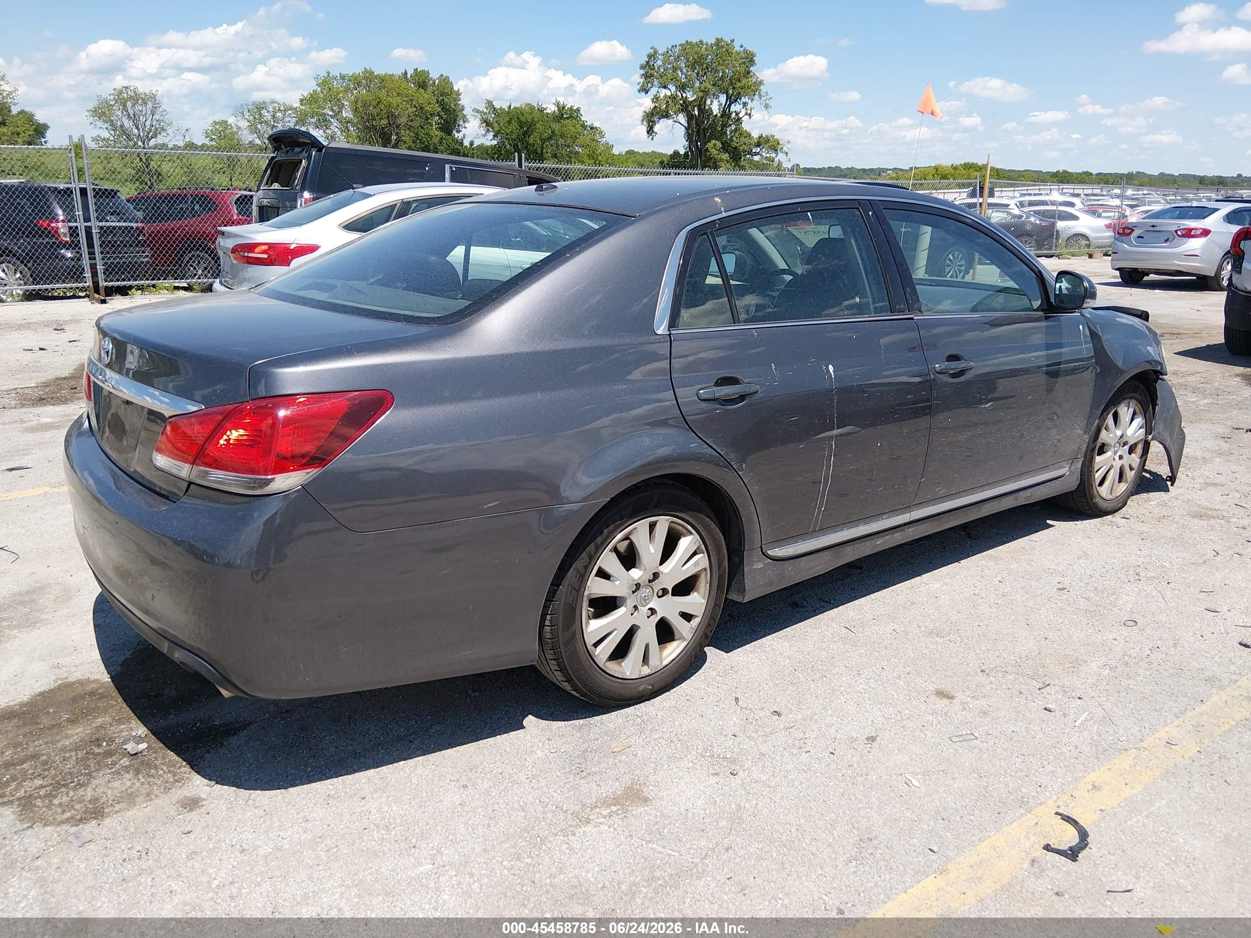 2011 Toyota Avalon   Gray vin: 4T1BK3DB3BU377672
