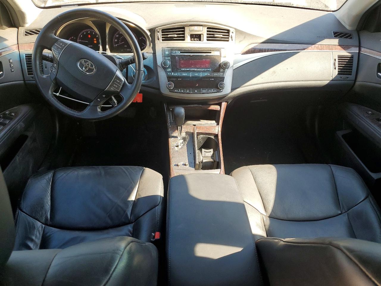 2011 Toyota Avalon Base Burgundy vin: 4T1BK3DB3BU431097