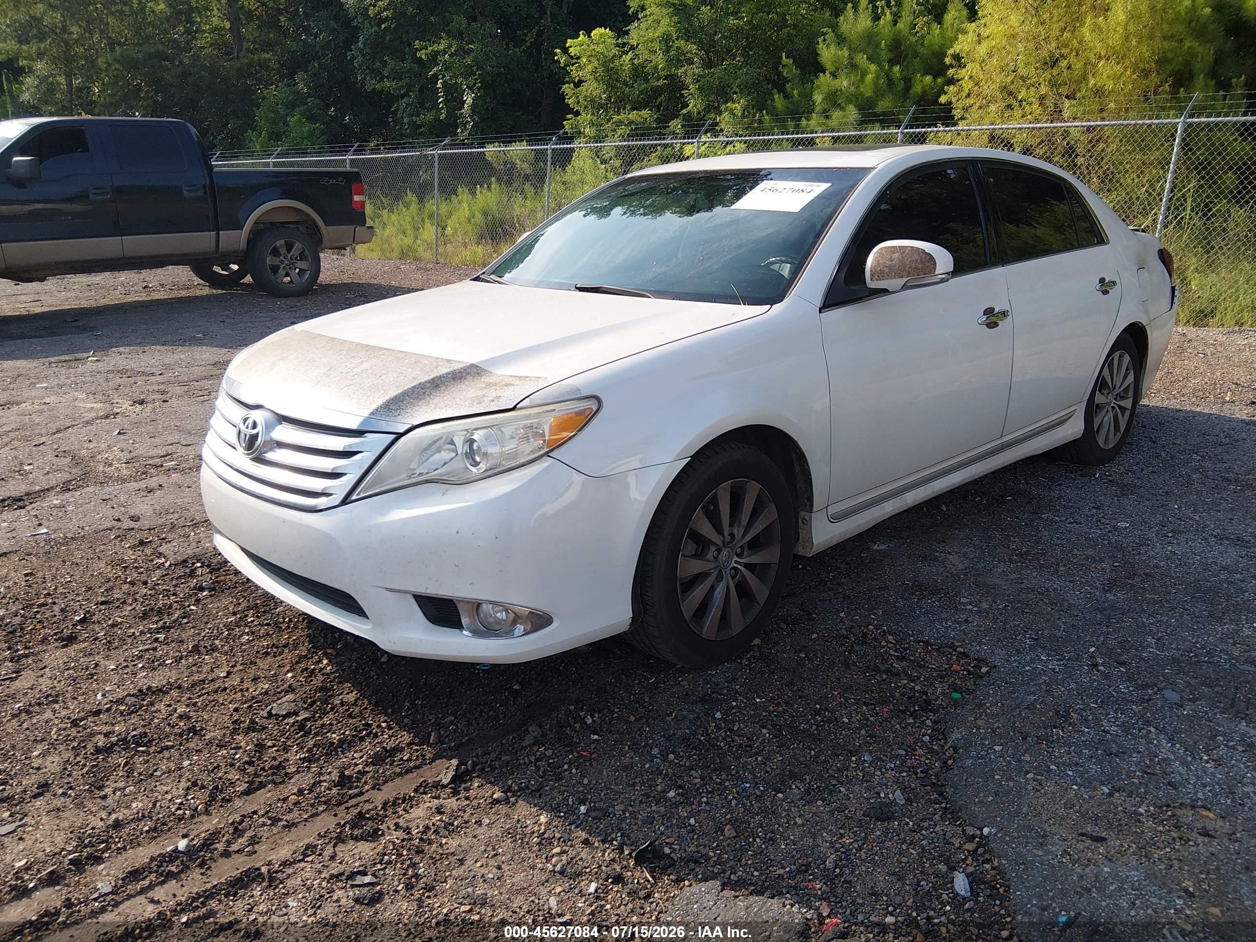 2012 Toyota Avalon Limited White vin: 4T1BK3DB3CU464022