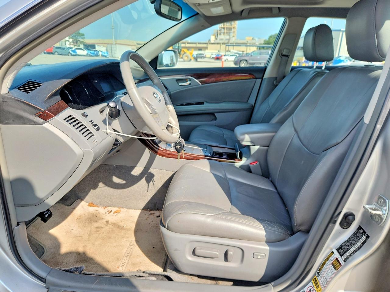 2010 Toyota Avalon Xls Silver vin: 4T1BK3DB4AU358675